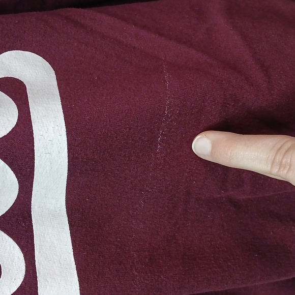 Gildan Fresh Generation Maroon Sweater, Size M - Picture 4 of 9